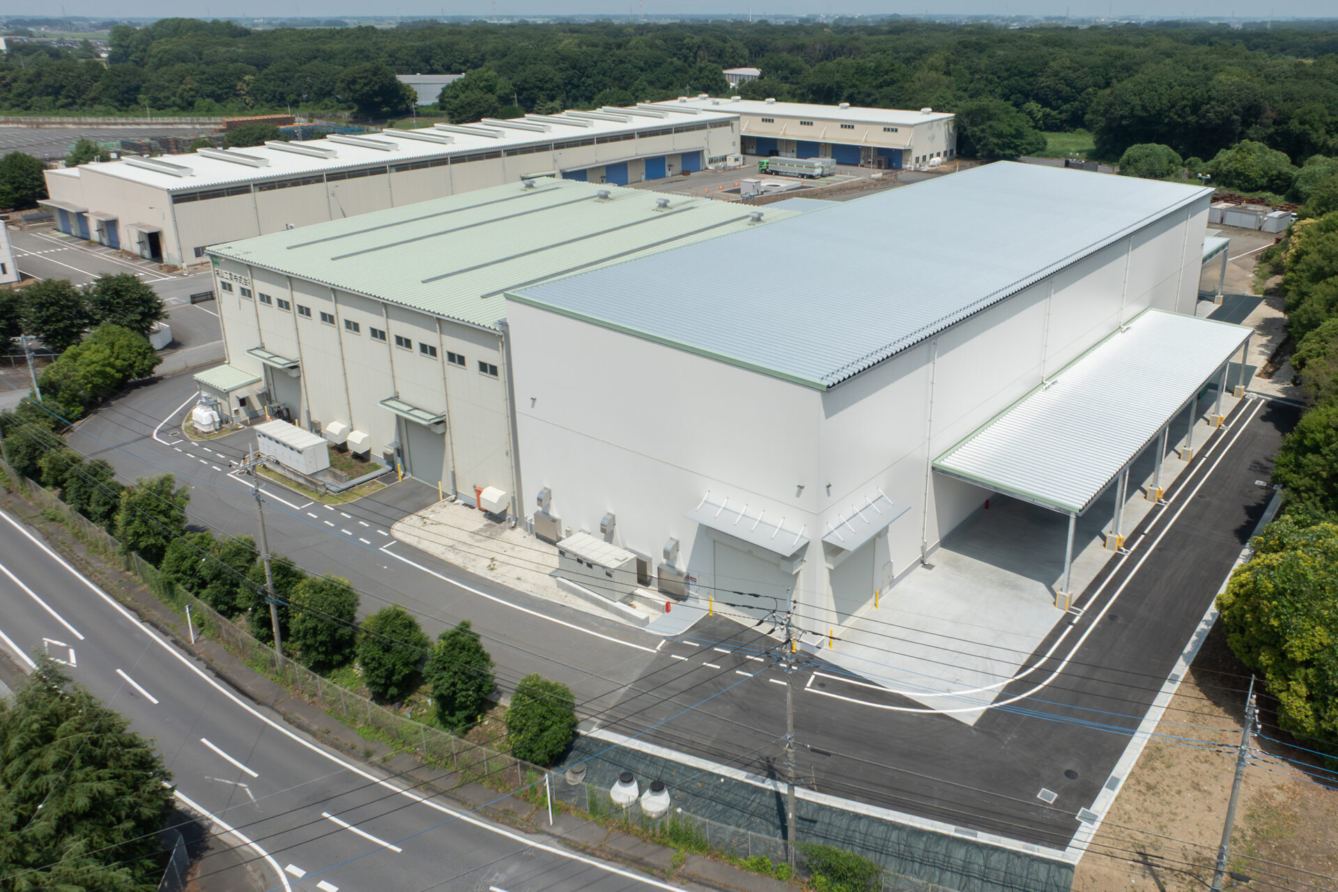 城山工業(株)　下妻工場増築工事 建物外観